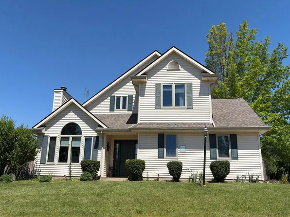 336 Hillside Ave, Roanoke, IN 46783