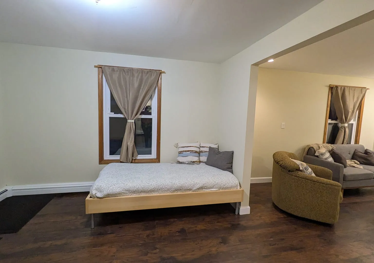 2 bed, 1200 sqft, $3,199 — Photo 1