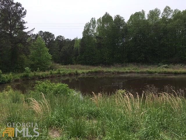 2nd image of 435 School Rd