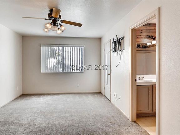 5th image of 3277 Fossil Springs St