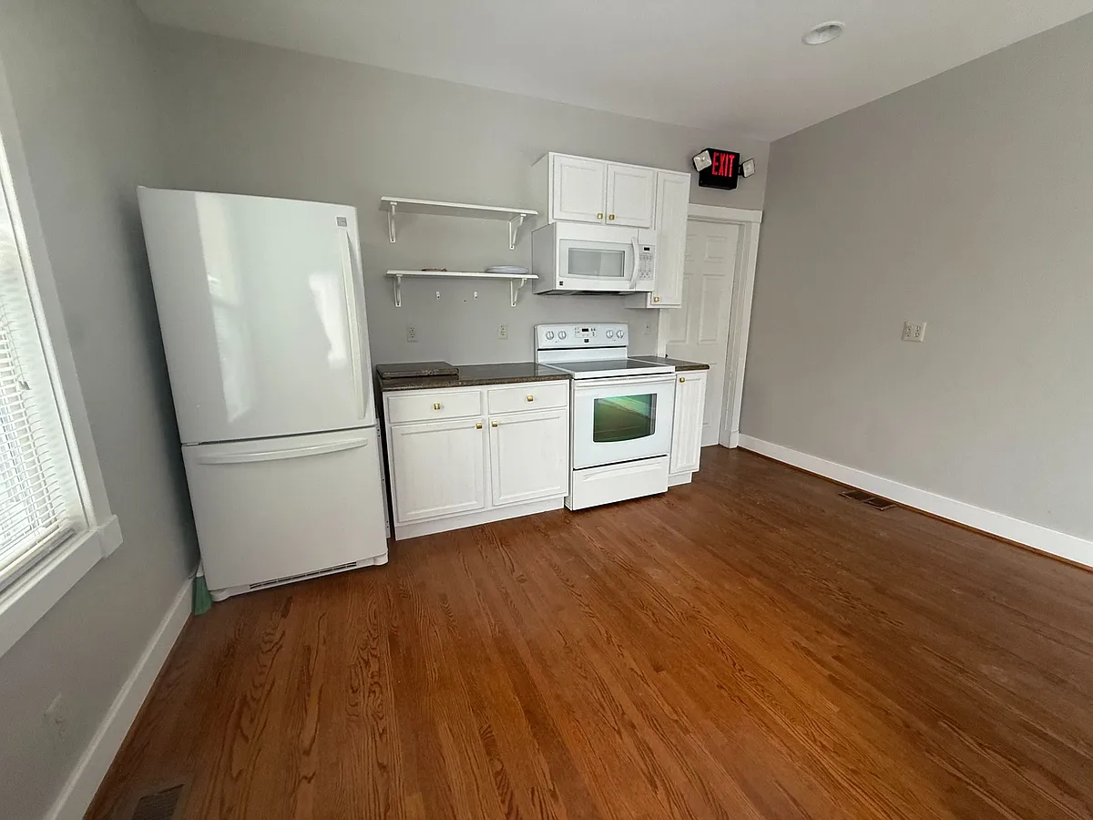 Building Photo - 256 S Water St #1B