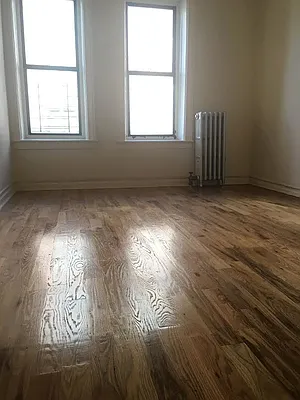 Rented by Lang Realty LLC | media 6