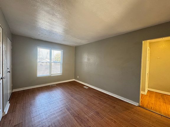 4th image of 2030 NW 25th St APT 9