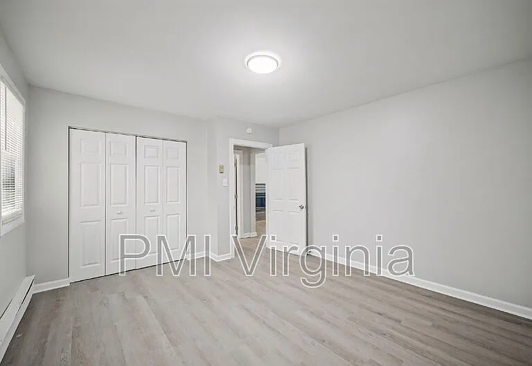 3407 Essex Cir — Photo 19