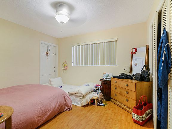 3rd image of 4820 NE 23rd Ave #207B