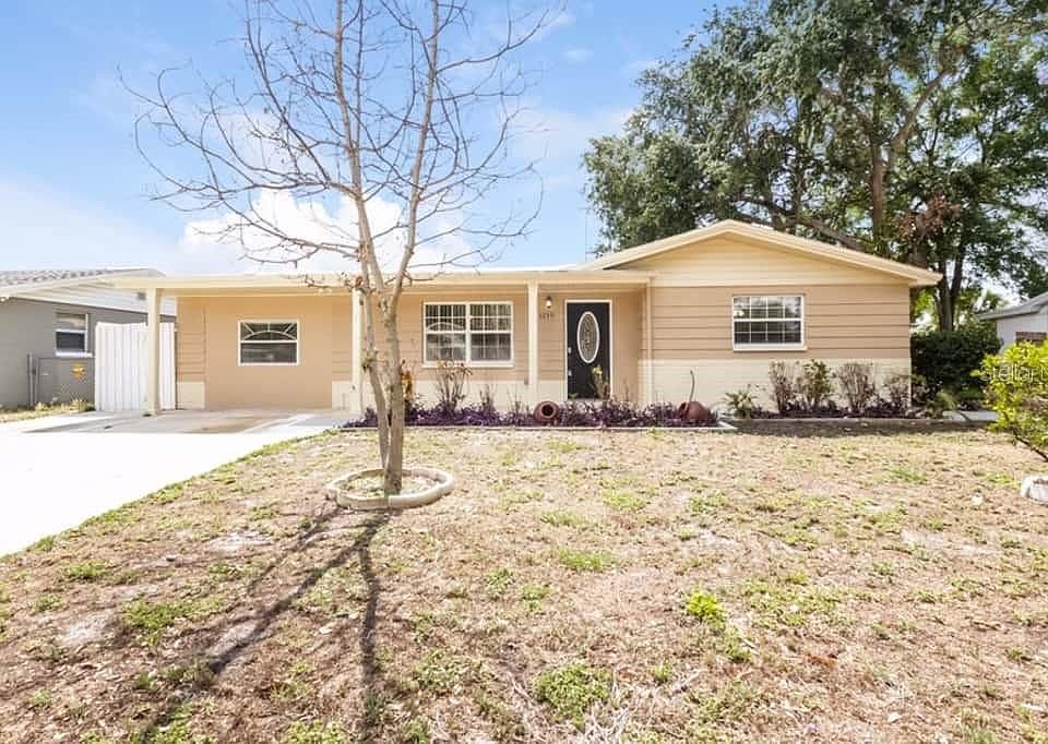 1st image of 3239 Bainbridge Dr