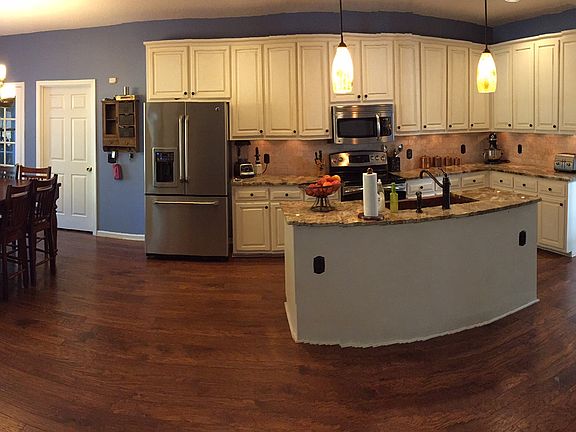 4th image of 1201 Carmine Ct