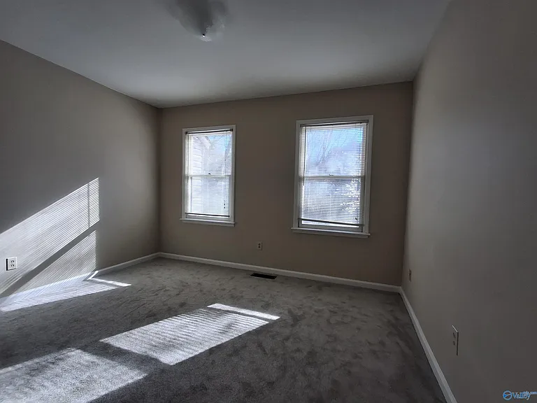 2712 Wynterhall Rd SE — Photo 18