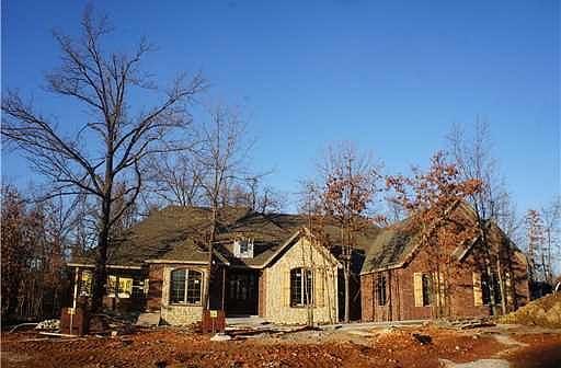 2nd image of 5938 Kennedy Dr