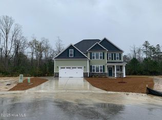 216 Little Bird Ln, Jacksonville, NC 28546