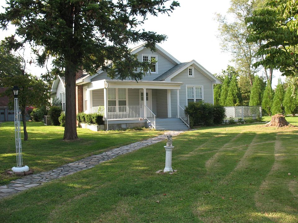 1st image of 4111 NE Tazewell Pike