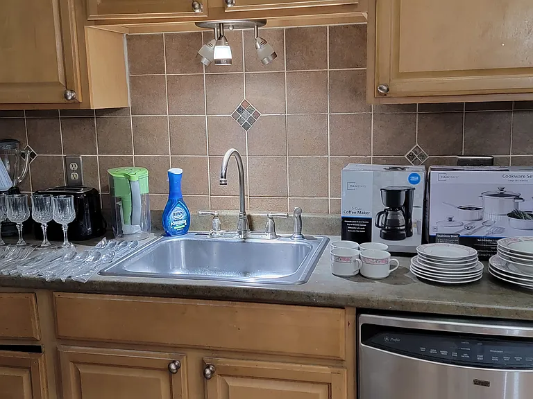 3 Strawberry Bank Rd #6 — Photo 15
