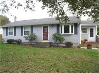 17 Chipmunk Rd, Springfield, MA 01108