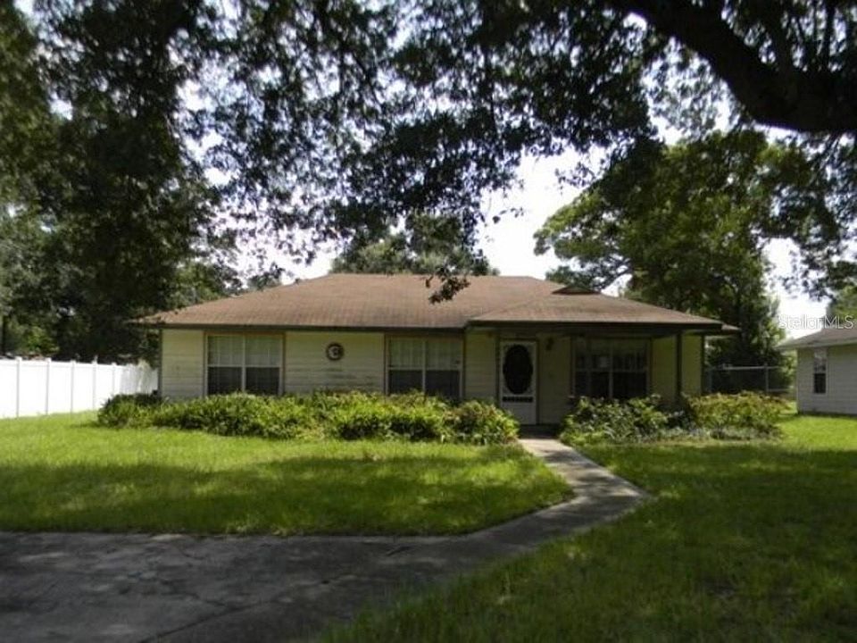 1st image of 2435 Cedar Ave