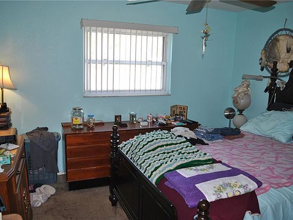 4th image of 4420 84th Ave