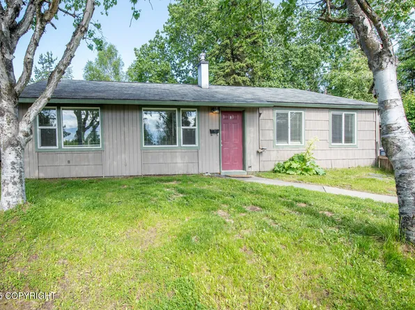 2631 Darby Cir, Anchorage, AK 99508