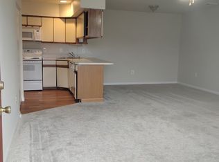 7240 New Market Ct, Manassas, VA 20109