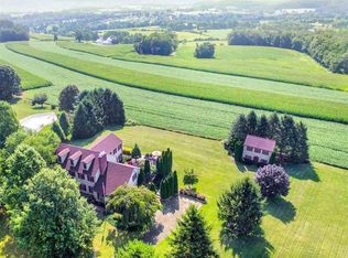 5316 Field Pointe Dr, Spring Grove, PA 17362