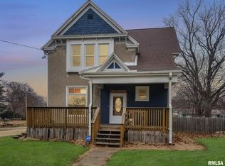 1814 East Ln, Clinton, IA 52732
