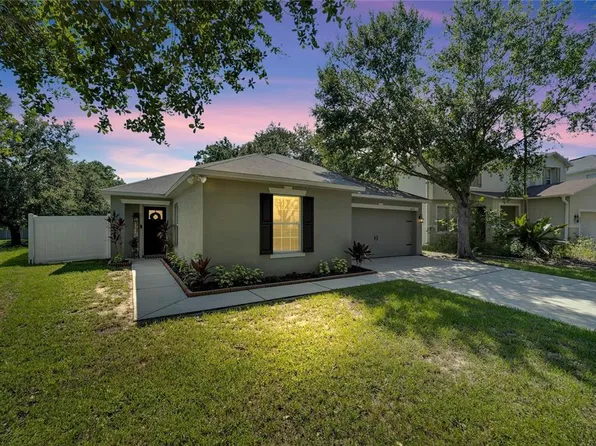 6610 Waterton Dr, Riverview, FL 33578