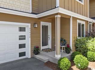 23432 55th Ave W #B, Mountlake Terrace, WA 98043