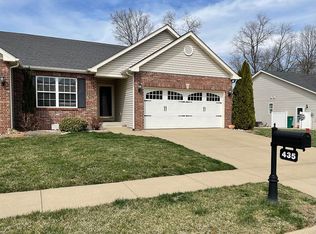 435 Bandmour Pl, O'Fallon, IL 62269