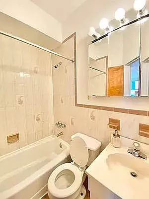 Rented by Oxford Property Group | media 8