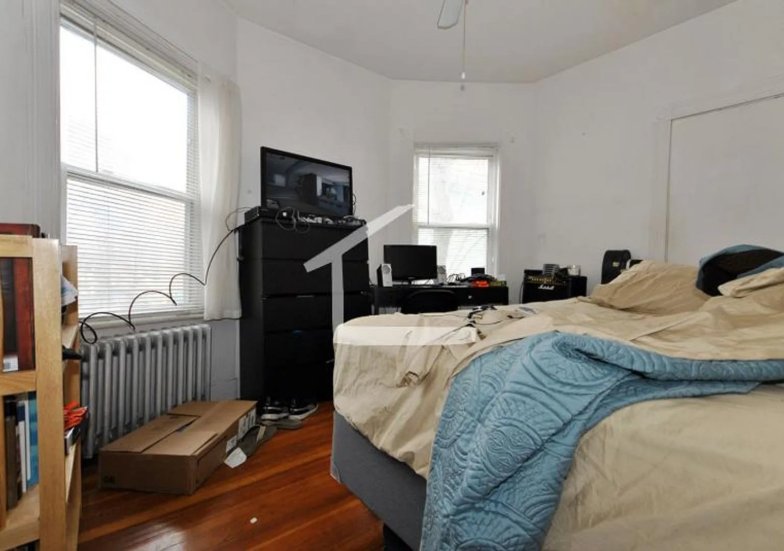 Nice 4 bed in Brighton — Photo 1
