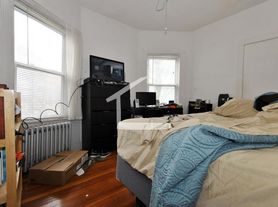 144 Brooks St, Brighton, MA