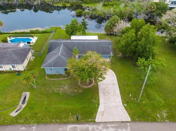 2550 SE Hemsing Street, Port St Lucie, FL 34984