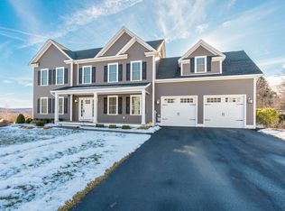 2 Hidden Brook Ln, Wallingford, CT 06492