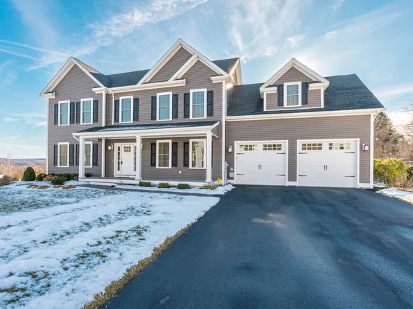 2 Hidden Brook Lane, Wallingford, CT 06492