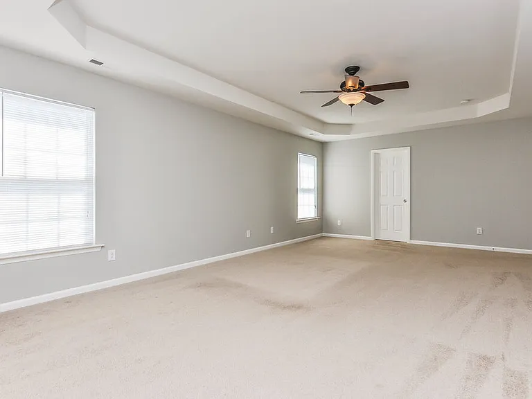804 Red Oak Tree Dr — Photo 8