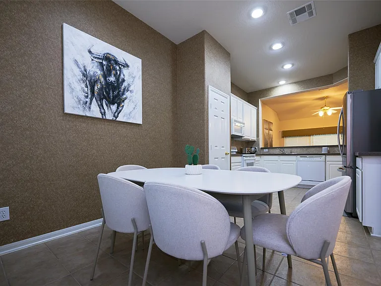 22 W Greenhill Terrace Pl — Photo 5