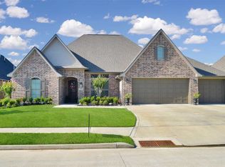 6555 Merrick Ln, Beaumont, TX 77706