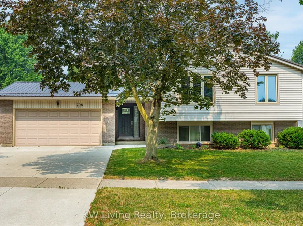708 Village Green Ave, London, ON N6K 1H2