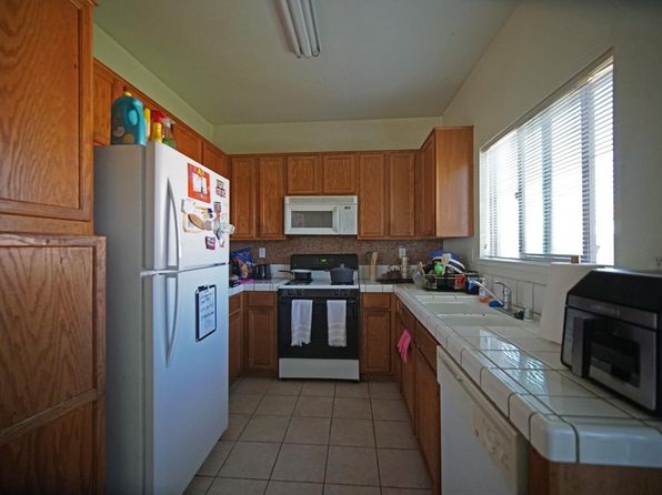 sacramento-california-63743261 picture