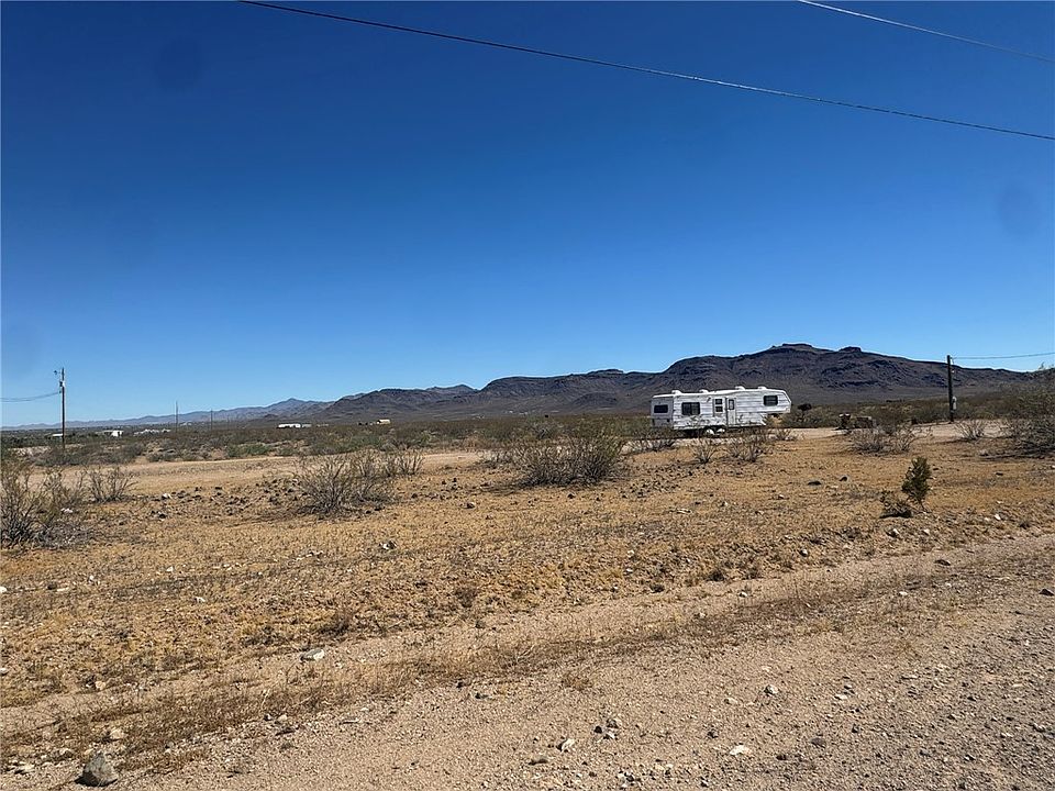 1st image of 3431 Hualapai Drive
