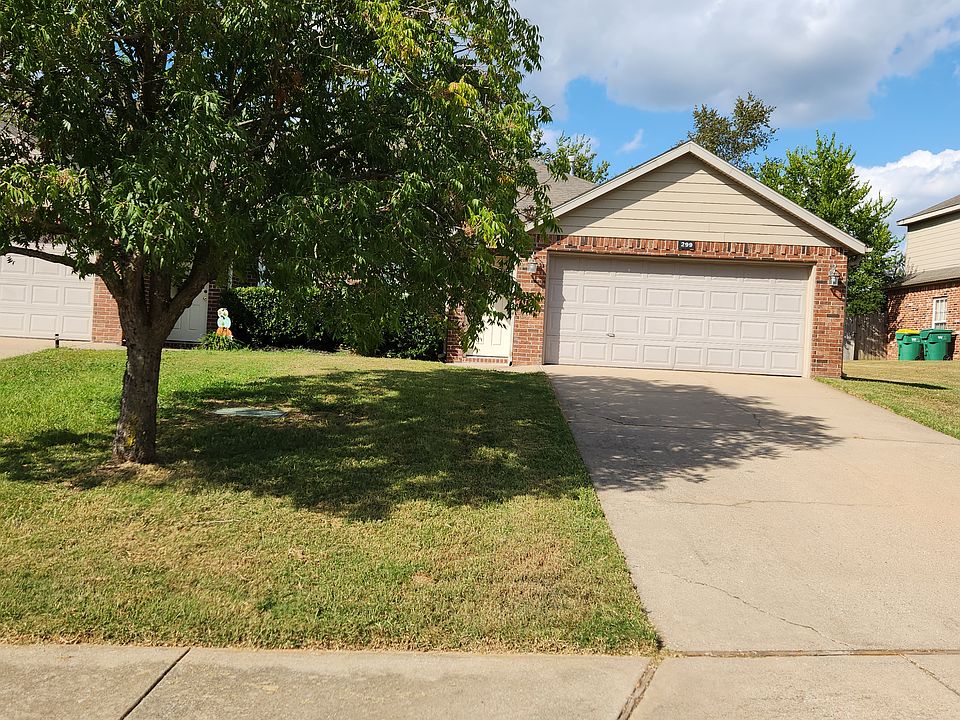 1st image of 299 Copper Oaks Dr