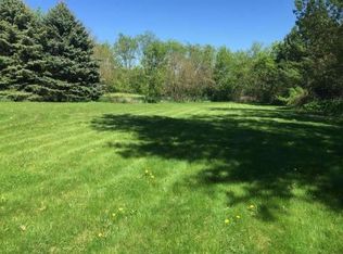 2603 Stonebridge Dr, Racine, WI 53404