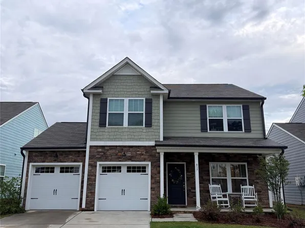 817 Alexander Commons Dr, Monroe, NC 28112