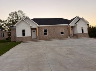 2260 Willow Ridge Cir #B, Conway, AR 72032