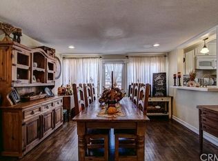 611 W 11th St, Corona, CA 92882
