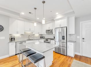 345 Belgrade Ave #11, Roslindale, MA 02131