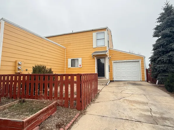 345 Columbine Pl, Longmont, CO 80501