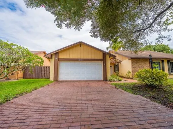 5501 SW 147th Pl, Miami, FL 33185