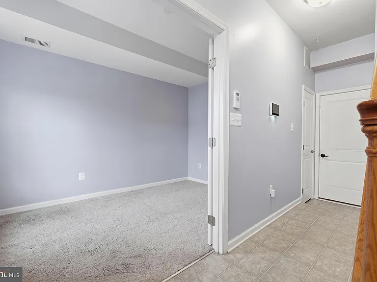 4505 Foster Ave — Photo 31