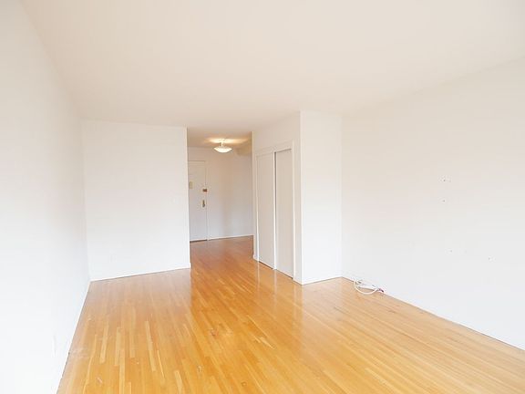 4th image of 353 E 78th St APT 9A