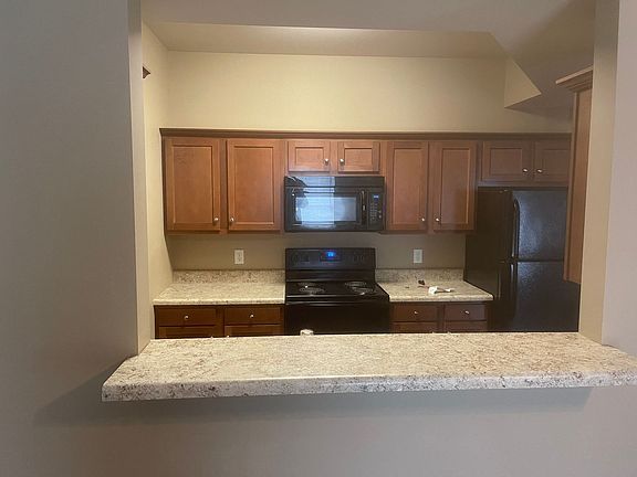 4th image of 214 Moss Creek Ave #D