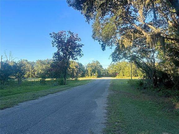 5th image of TBD SE 113TH STREET ROAD LOT 1